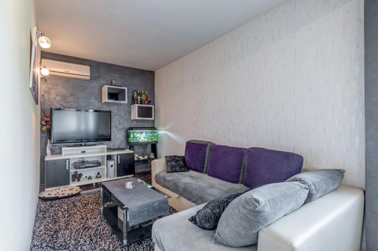 Cool Cozy Apartment สปลิท ภายนอก รูปภาพ